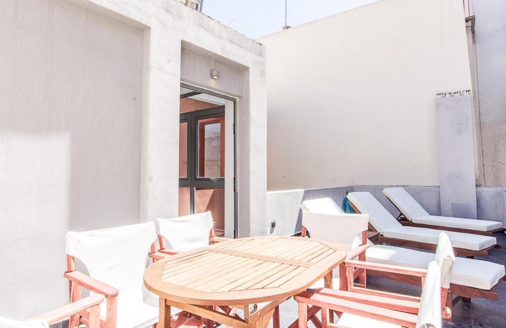 Hostel Pink Mango Ateny Zewnętrze zdjęcie